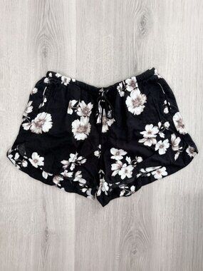 Brandy Melville Womens OS  Floral Tie Waist Casual Shorts